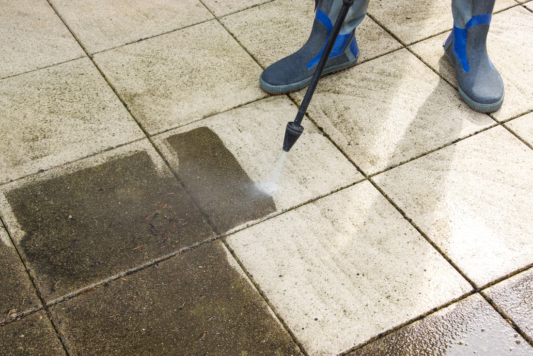 Power cleaning tile surface 